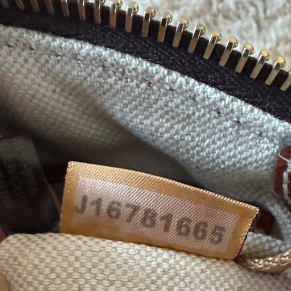 Dooney & Bourke Florentine Small Domed Crossbody Tan TNTN Leather w/ Dust Bag - Picture 9 of 11